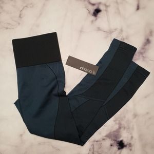 MONO B blue green patterned athletic leggings M